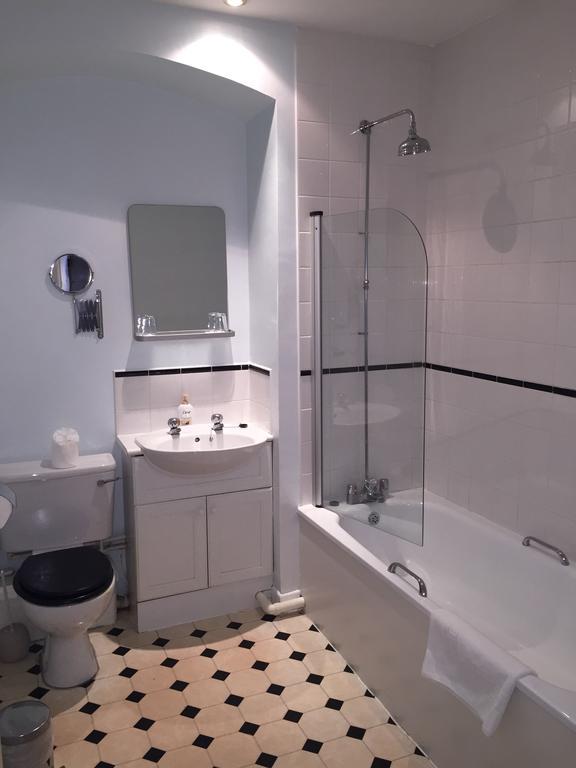The Ship Inn Fordingbridge Habitación foto